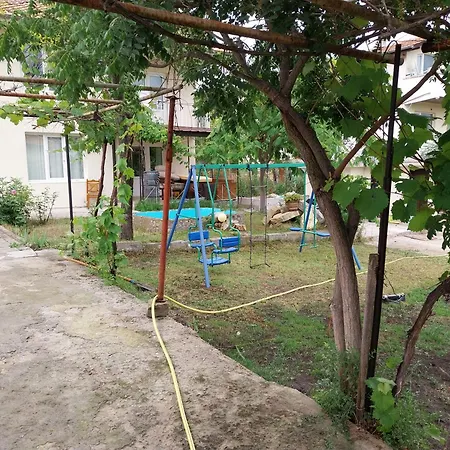 Stela Mare Вілла Сонячний Берег